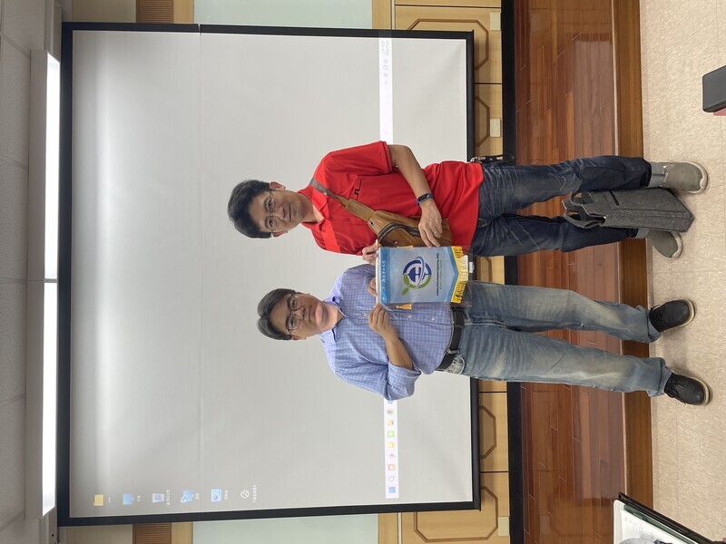 專題演講 -國立中山大學化學系 張元賓 副教授演講圖片