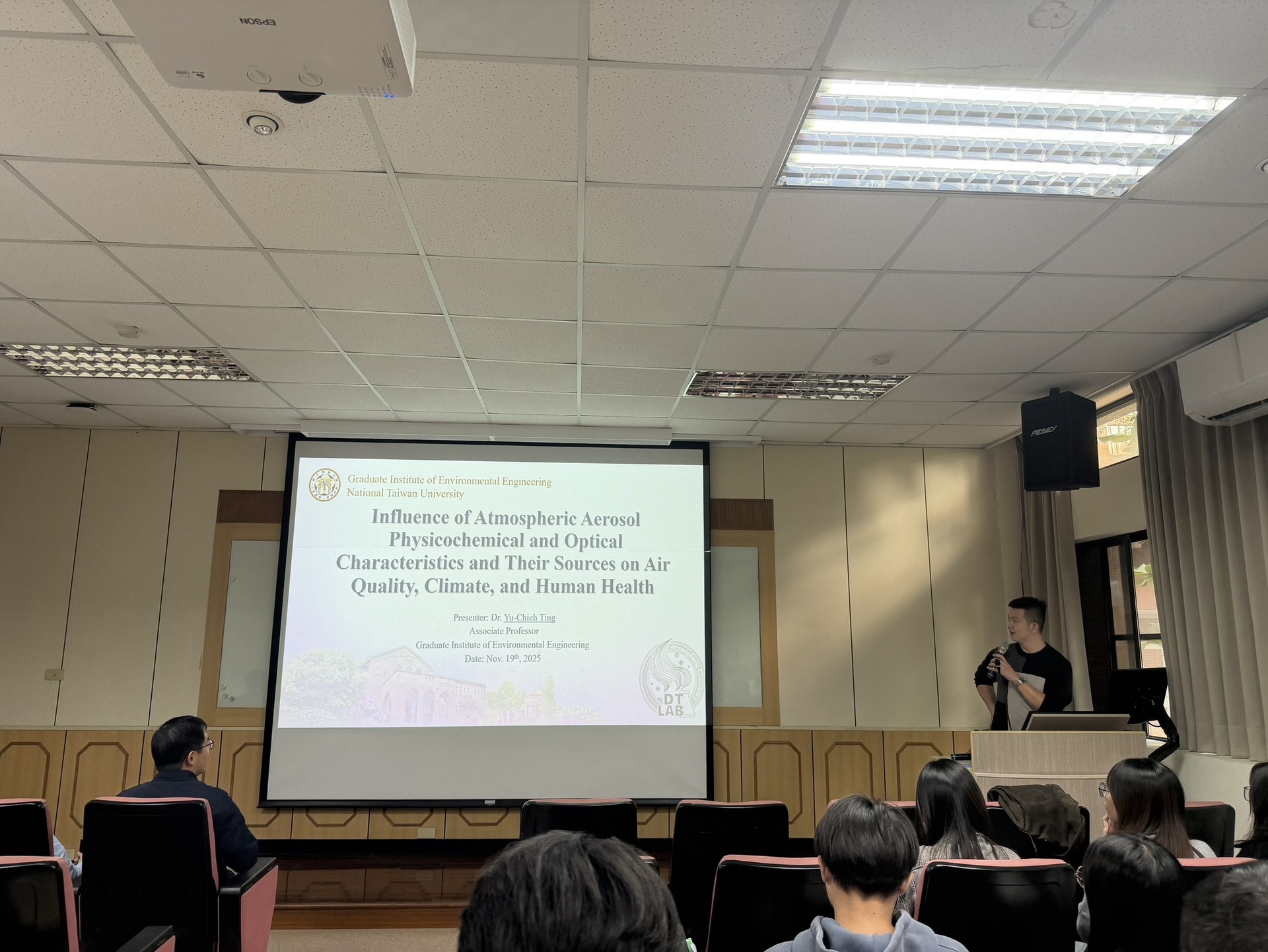 書報討論 -國立臺灣大學環境工程學研究所 丁育頡 教授演講(另開新視窗/jpg檔)圖片