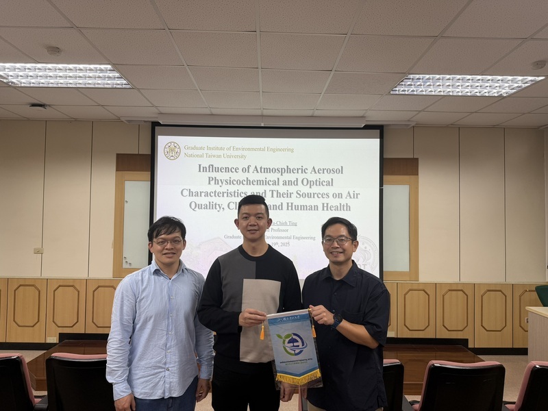 書報討論 -國立臺灣大學環境工程學研究所 丁育頡 教授演講圖片