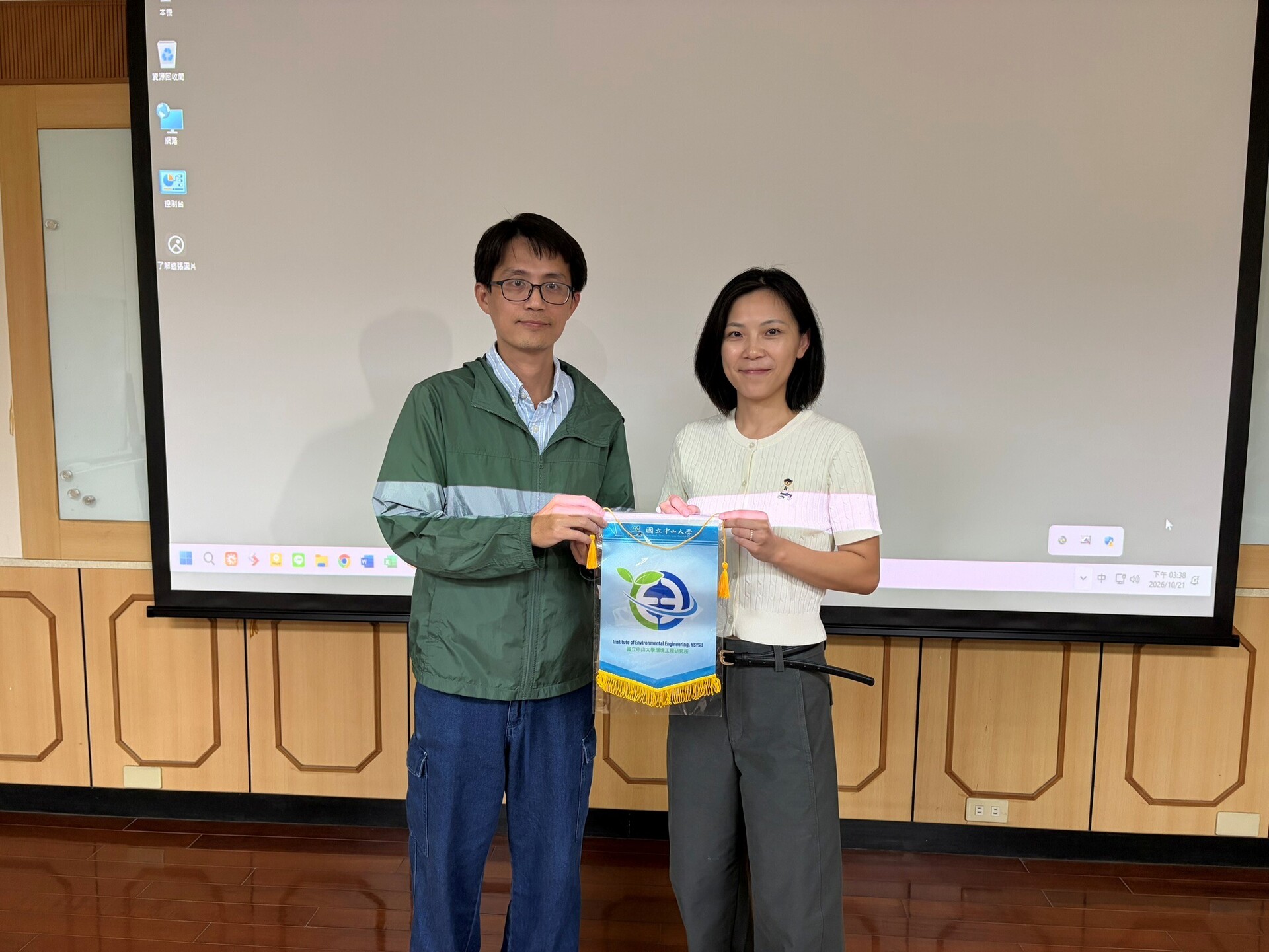 書報討論 -國立中興大學環境工程學系 李維瀞 助理教授演講(另開新視窗/jpg檔)圖片